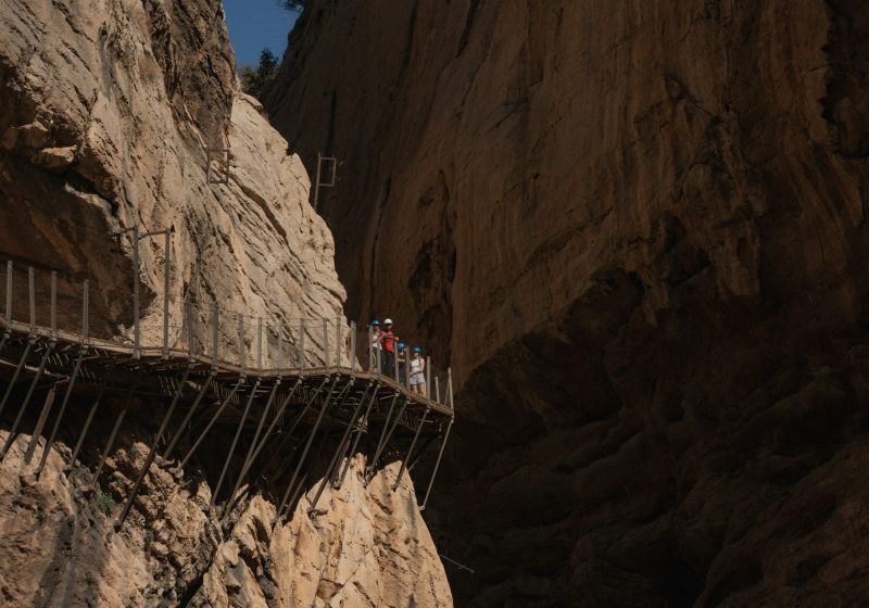 Pasarela del Caminito del Rey sobre el desfiladero de los Gaitanes